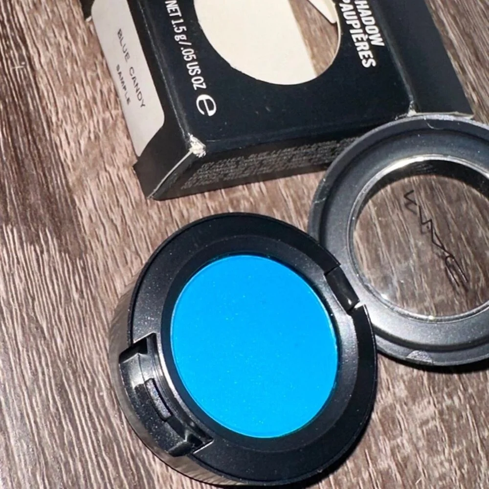 MAC‎ Eye Shadow Blue Candy Matte Single Pan New in Box rare hard to find