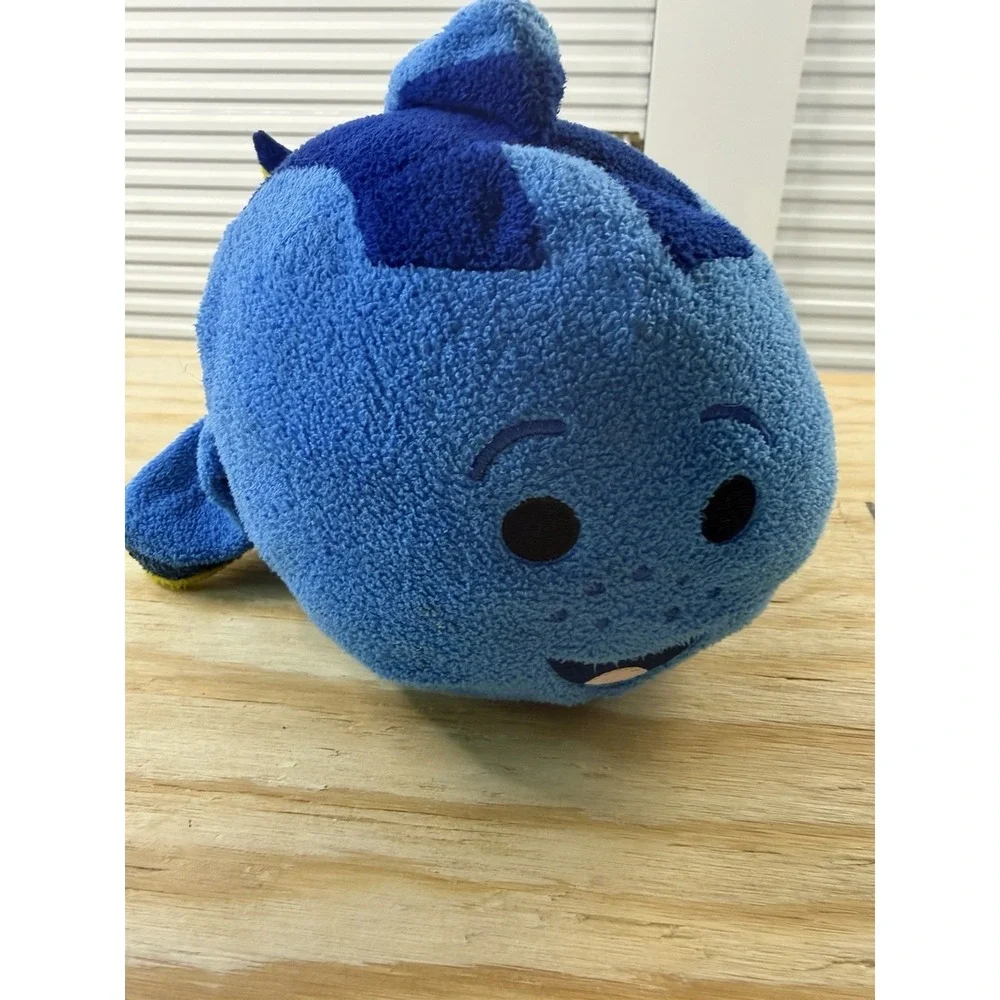 Disney Store Large Dory Tsum Tsum 12