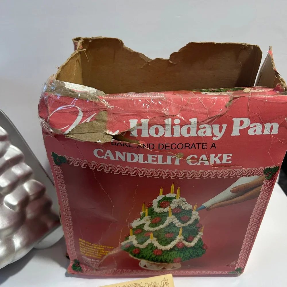 Wilton vintage holiday