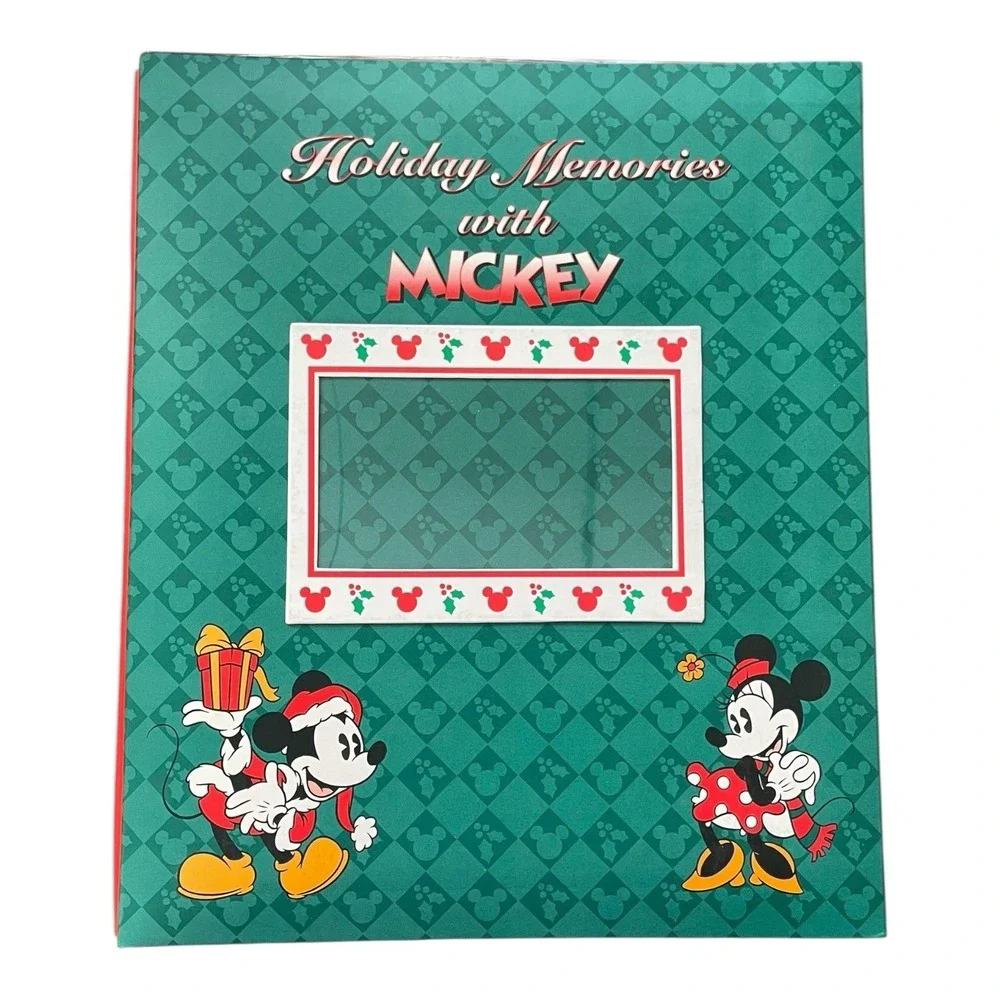 Disney‎ Holiday Memories with Mickey Scrapbook Binder Kit