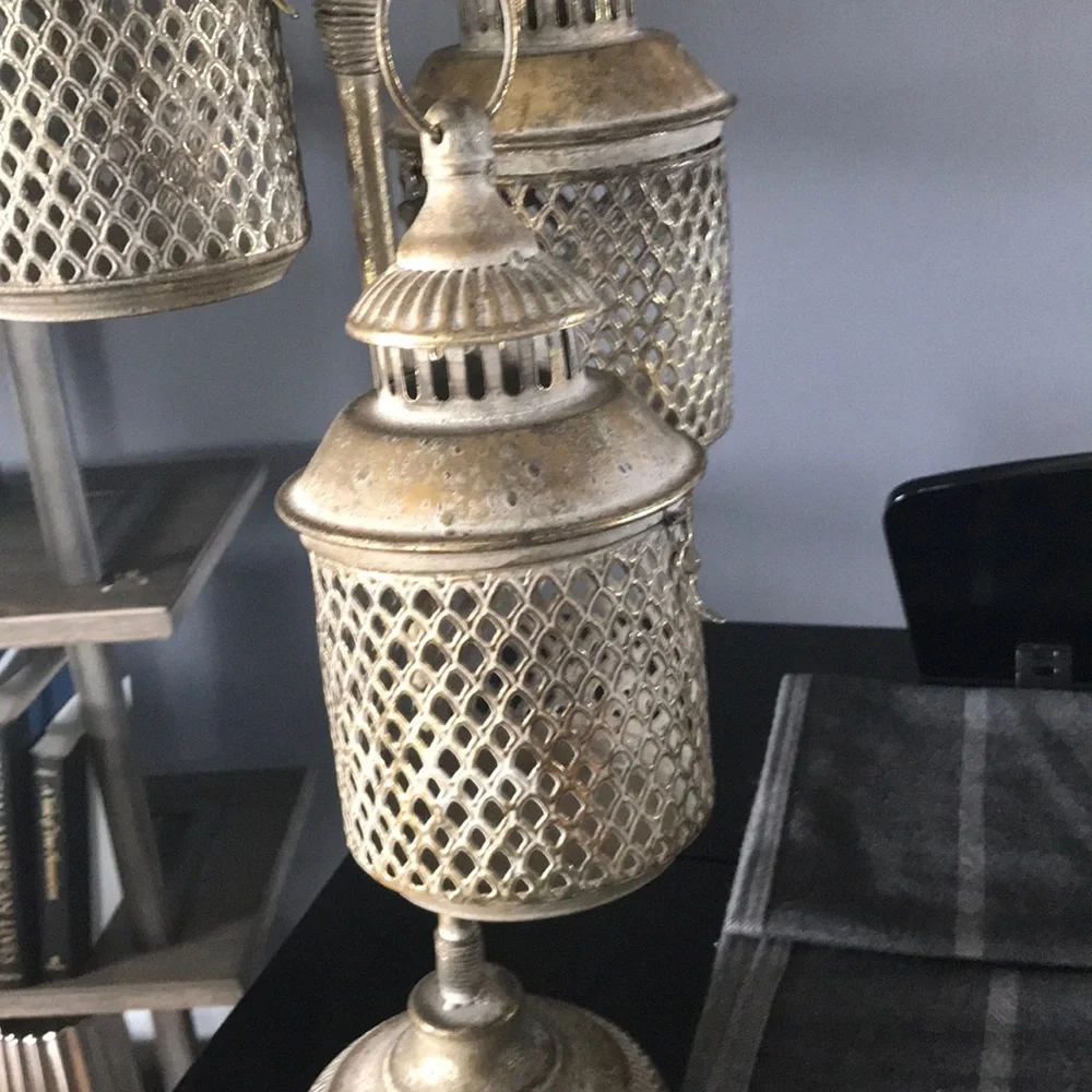 N/A this lantern