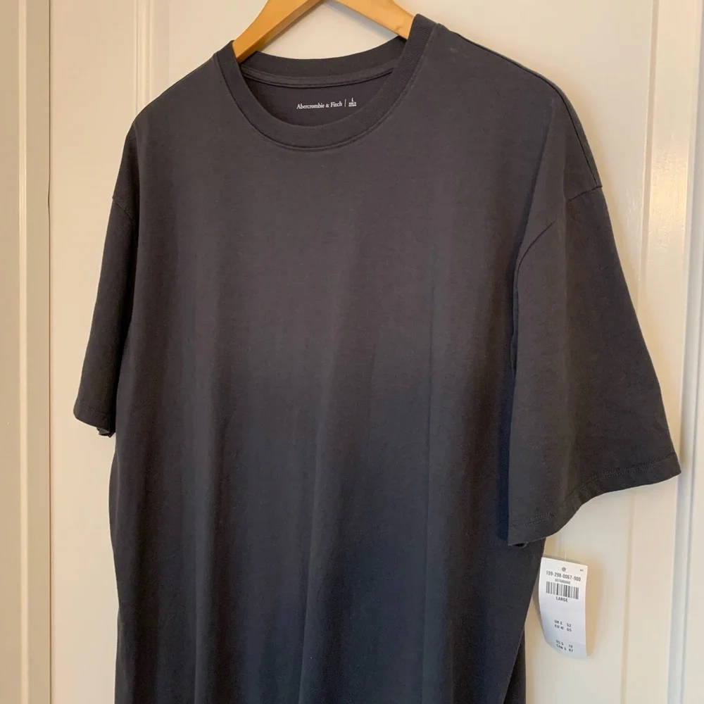 Abercrombie & Fitch size large