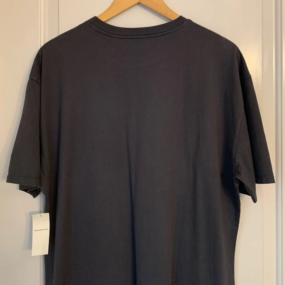 Abercrombie & Fitch size large