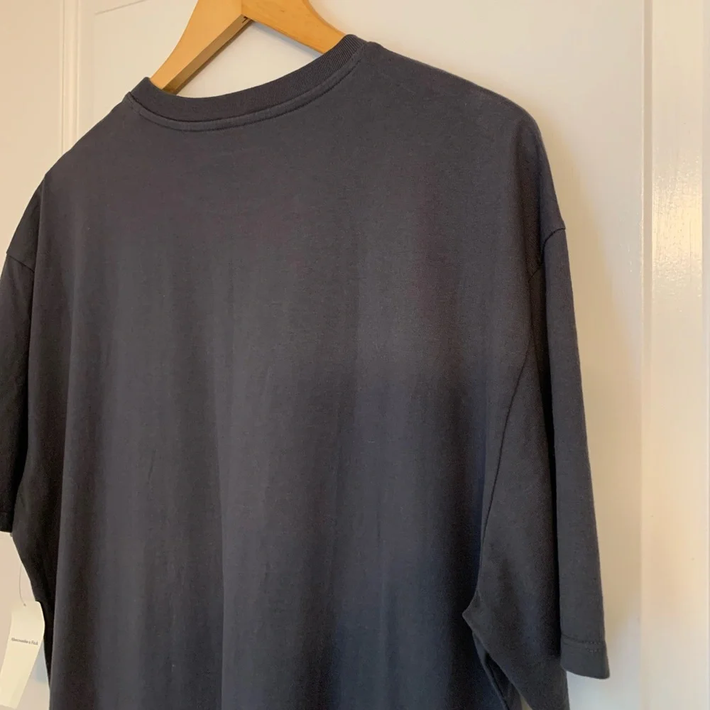 Abercrombie & Fitch size large
