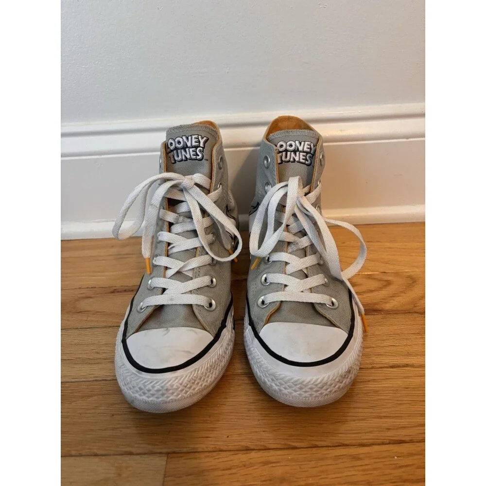 Converse x Looney Tunes Bugs Bunny Chuck Taylor High Top Gray Mens 5 W7