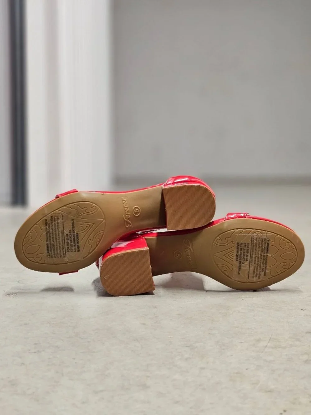 N/A these red