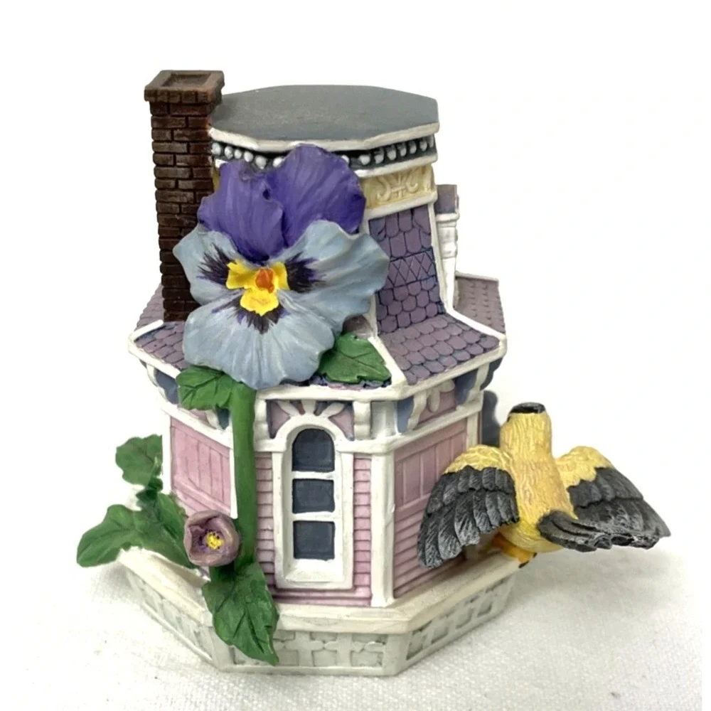 Vtg Springtime Victorian Birdhouses in Bloom Figurine Hamilton Collection 1997