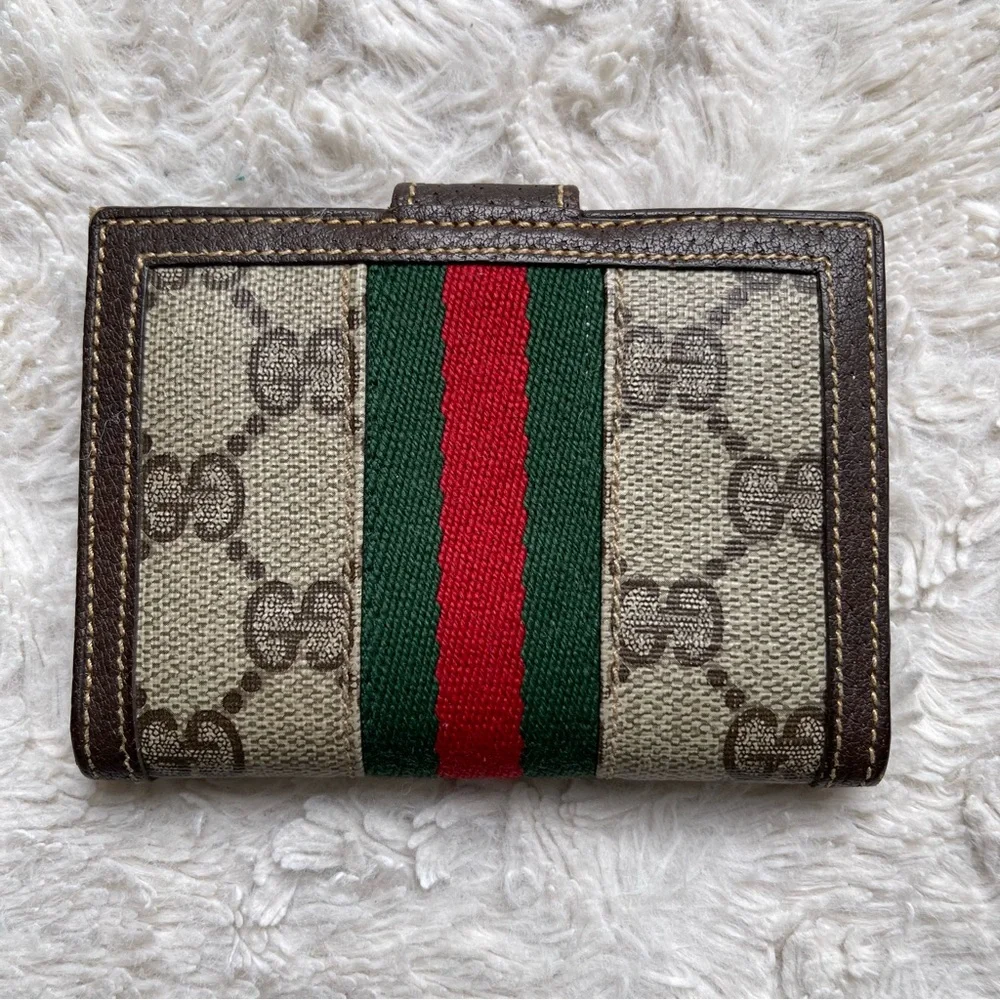 Gucci vintage detailed