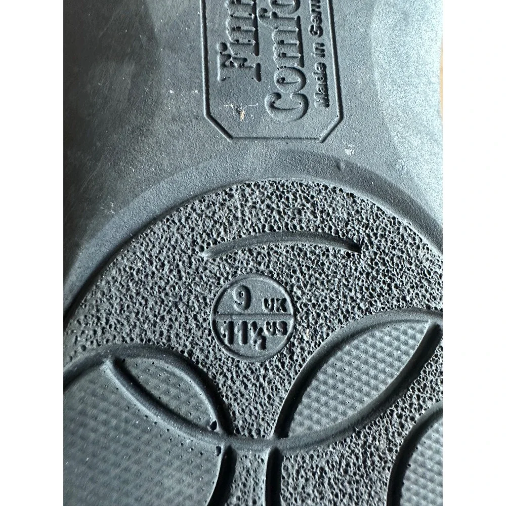 Finn Comfort premium leather