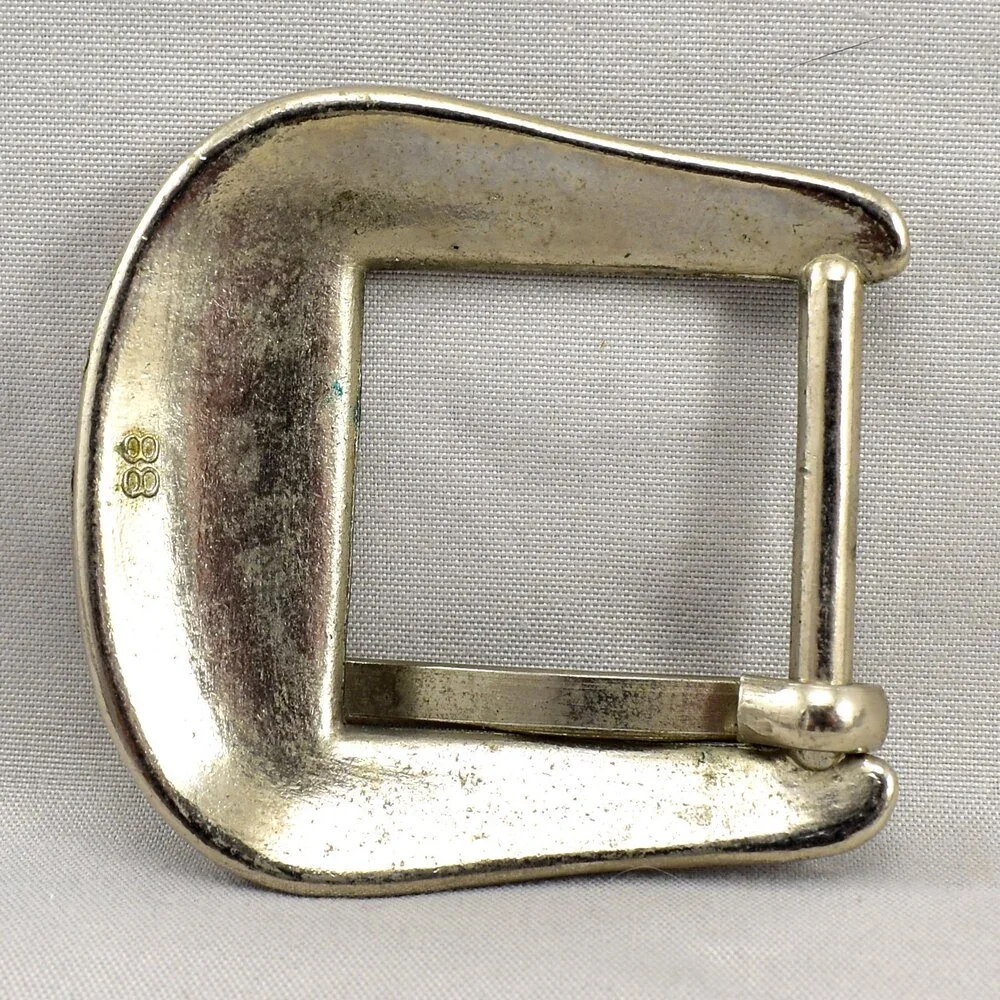 N/A vintage belt
