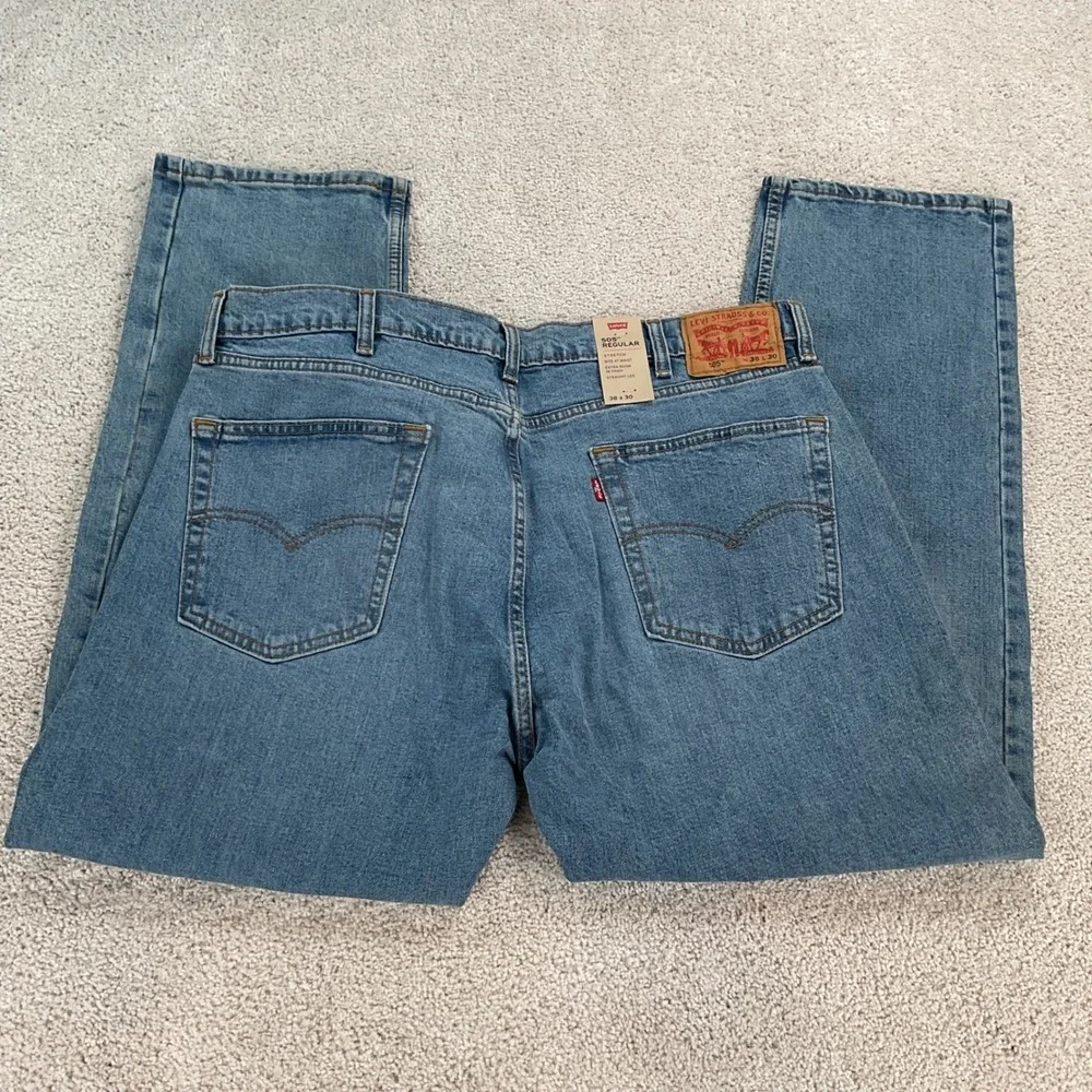 Levis levis 505