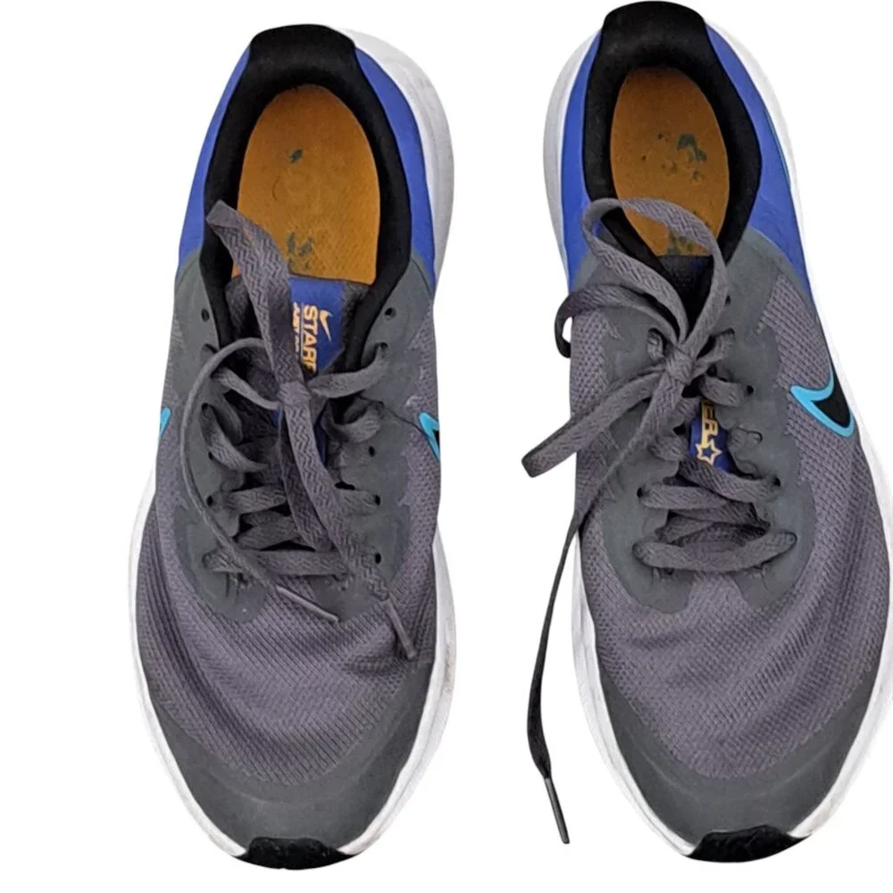 Nike Star Runner Gray And Blue Boy's Sneakers Shoe Size 4Y