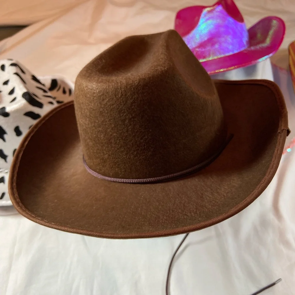 various cowboy hats