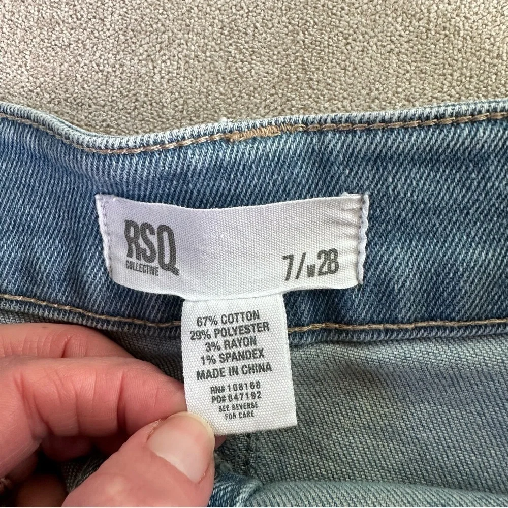 RSQ Denim Skirt. Size 7/28.