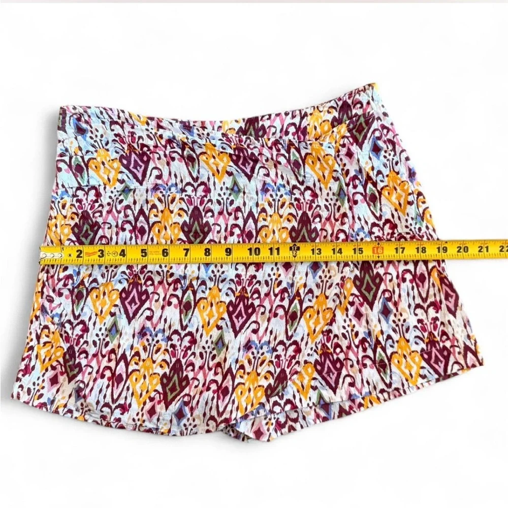ZARA MULTICOLOR PRINT SKORT {Large}