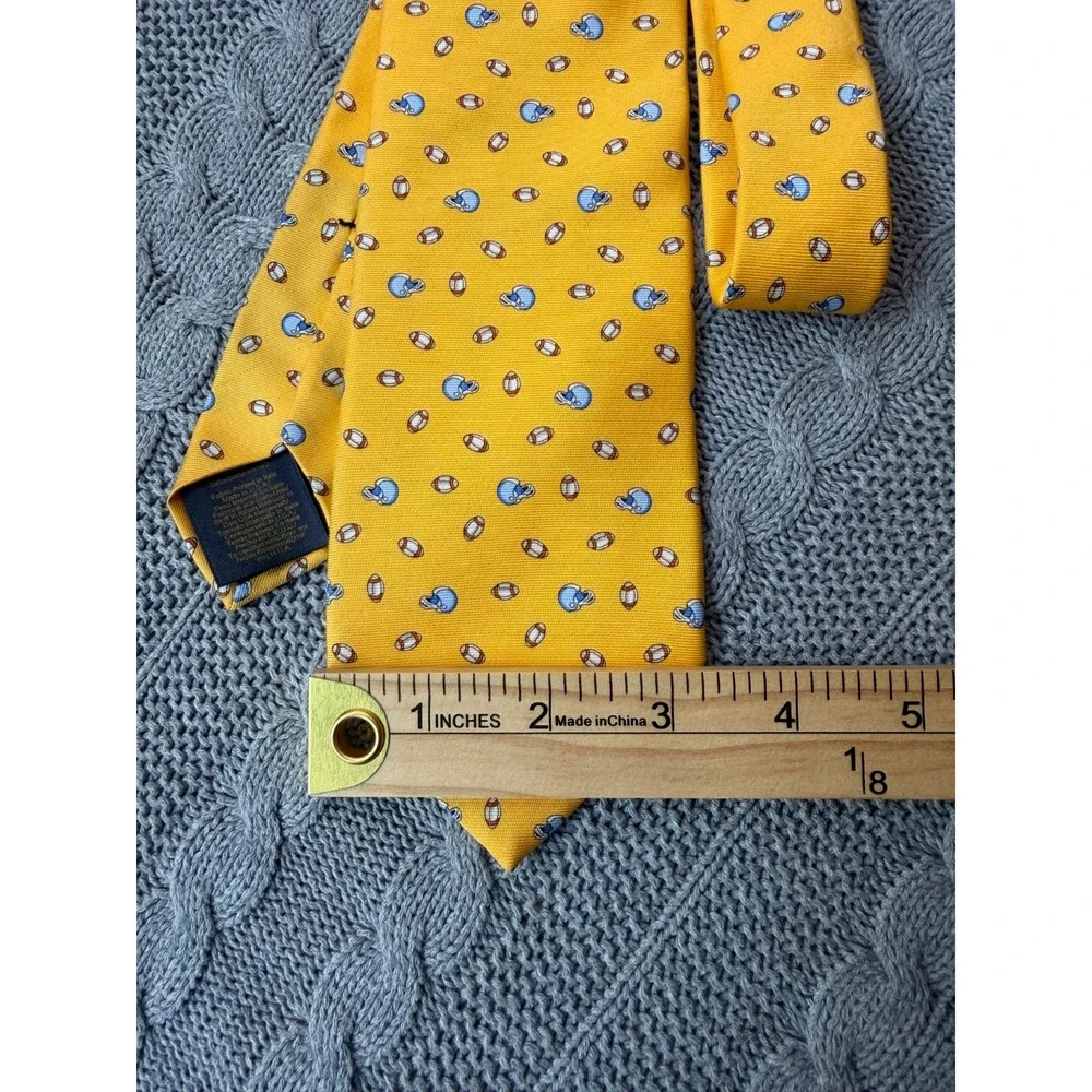 Brooks Brothers good small