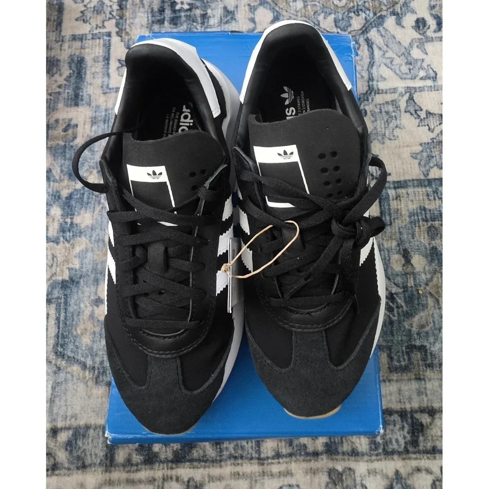 Adidas Country XLG 'Black White' Athletic Sneakers Womens sz 4.5 NWTS