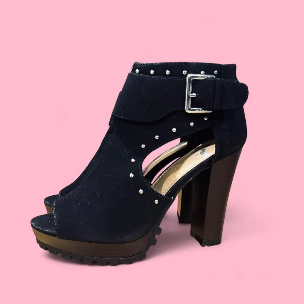 Report Lacey Casual Peep Toe Black Faux Suede Block Heel Platform Shoes 6
