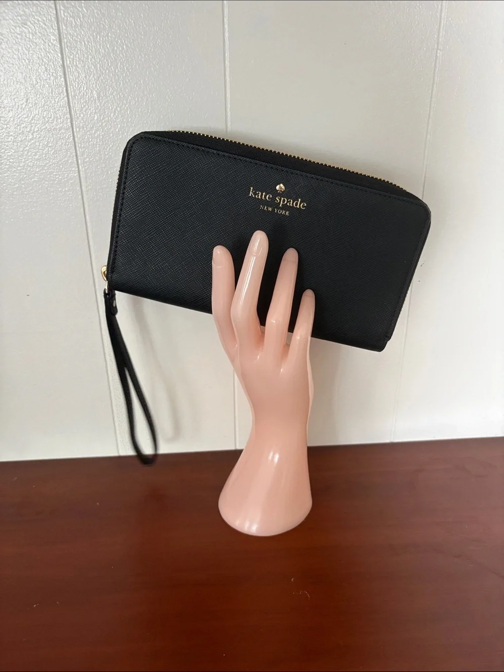 kate spade excellent pre