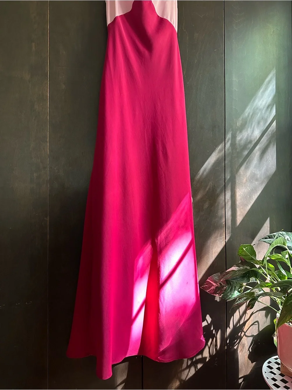Abercrombie & Fitch vibrant hot