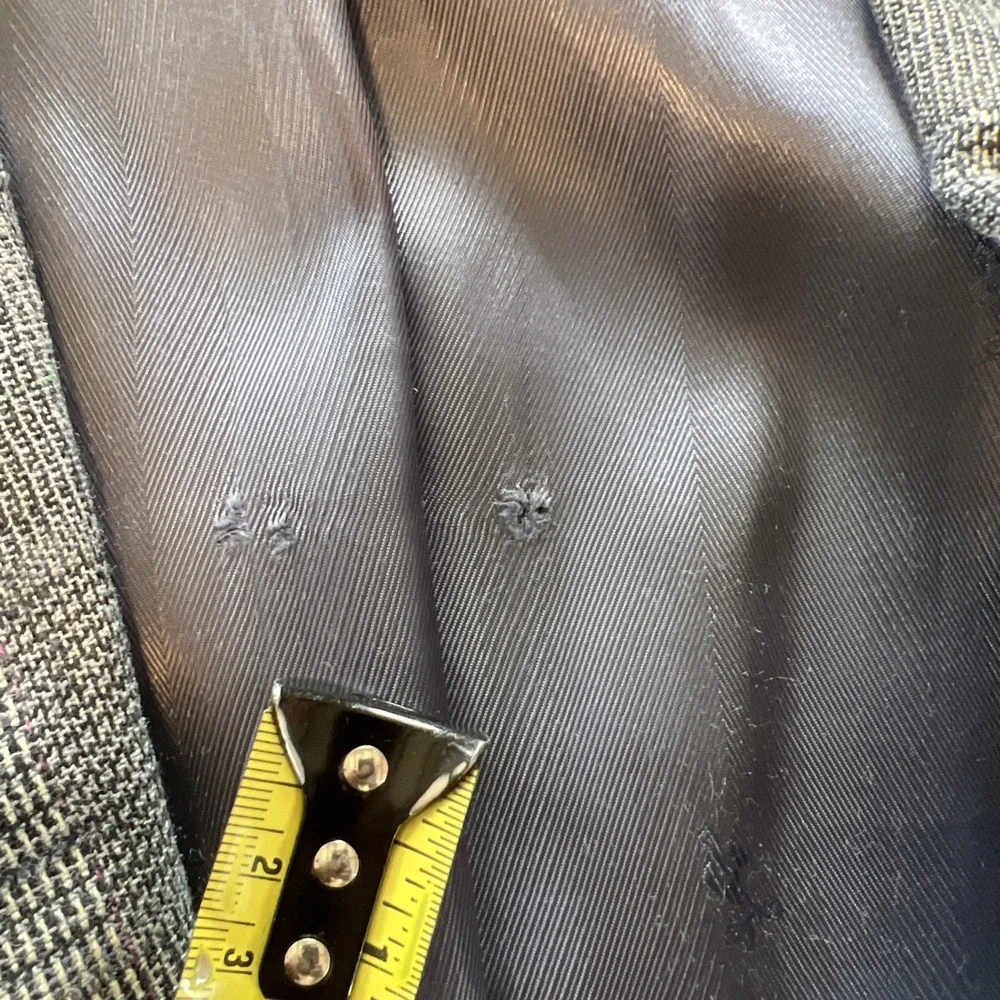 Louis Roth blemish tailored