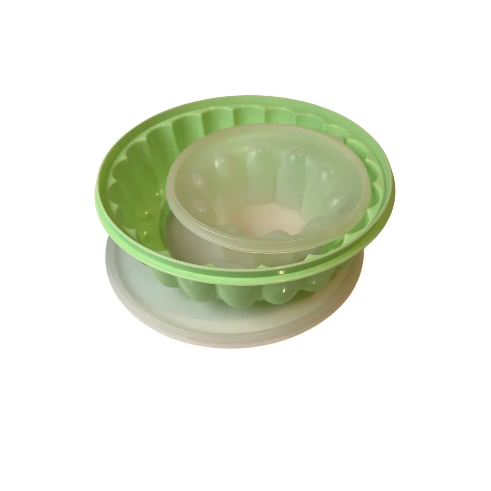 Tupperware retro green