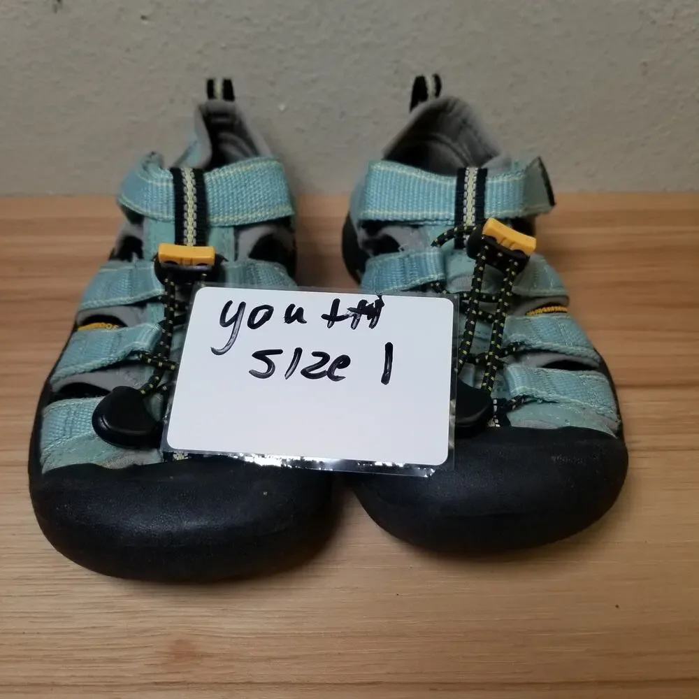 Keen kids size