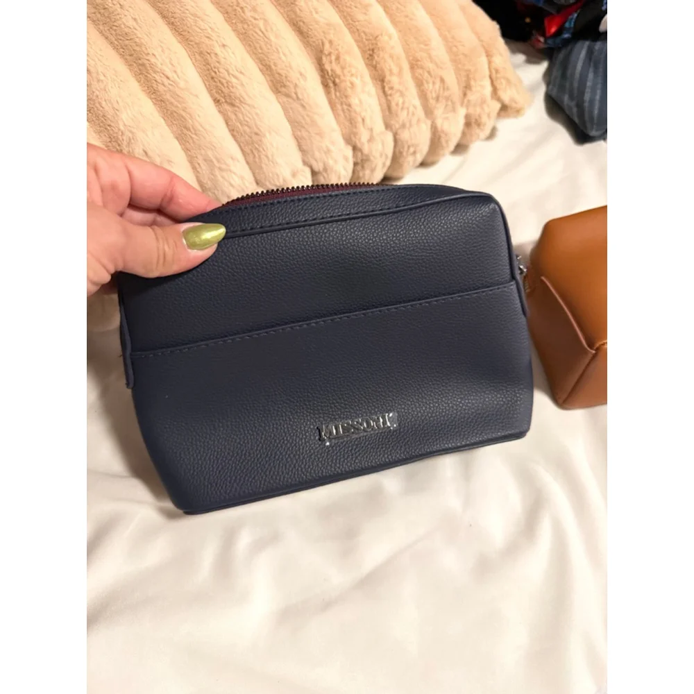 NWOT Missoni Pouch/Wristlet Interior Multicolored Chevron Pattern,Navy Blue