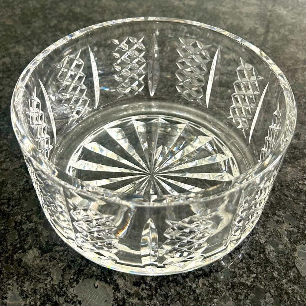 WATERFORD CRYSTAL Vintage Serveware bowl Decorative piece Elegant Crystal Clear