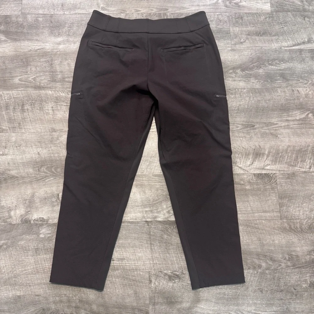 Athleta sleek cargo