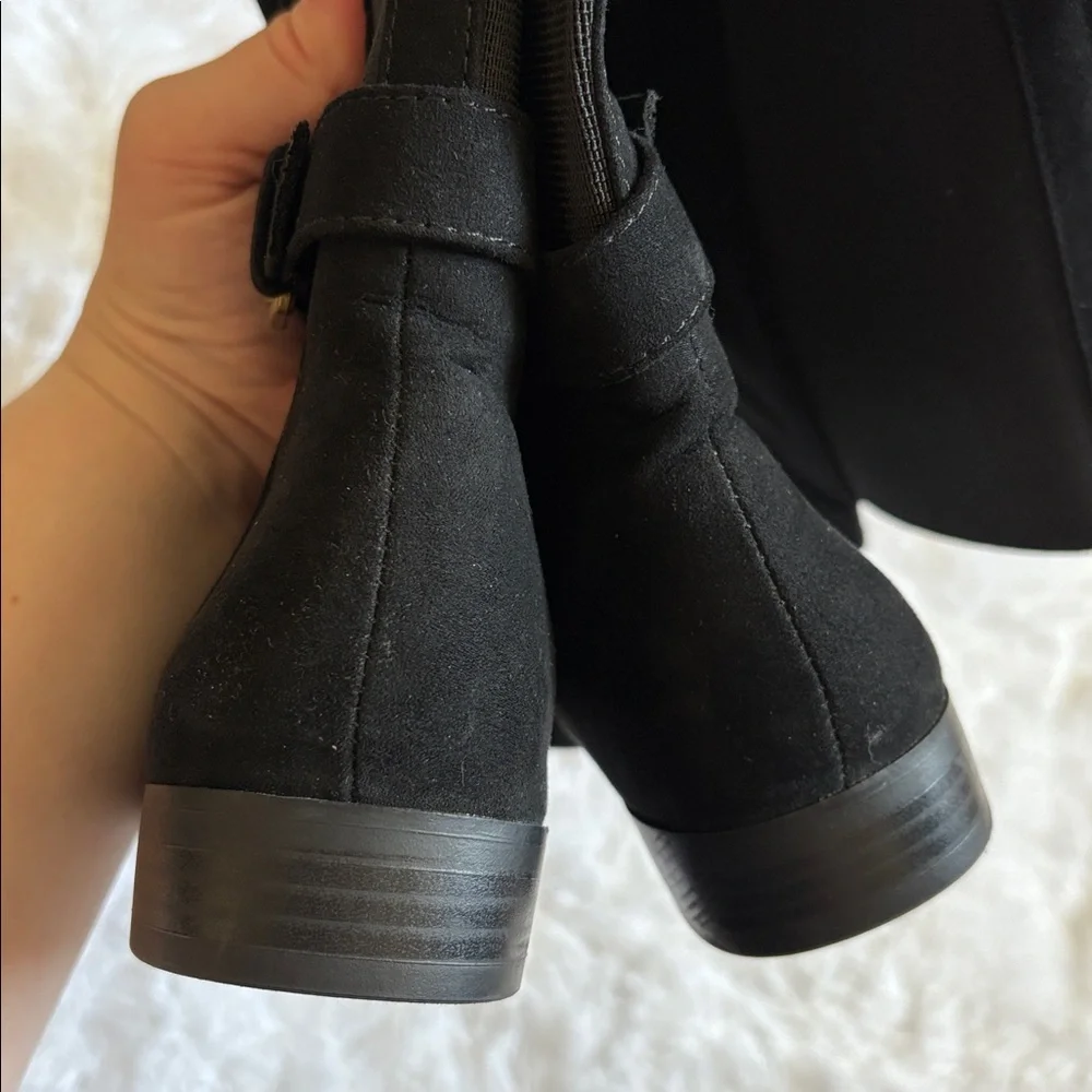 Style & Co. please note