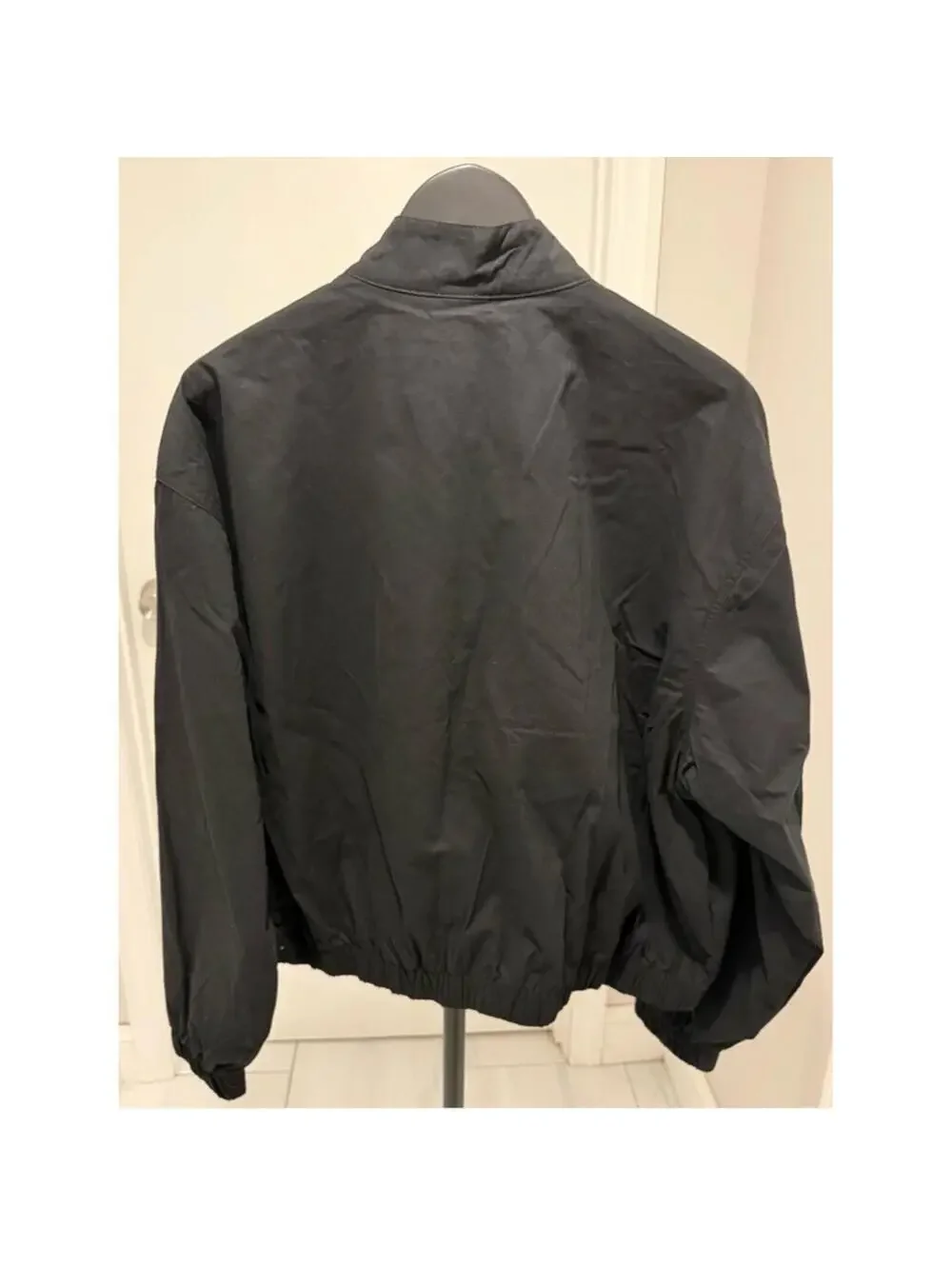 Champion fitting stretch pockets