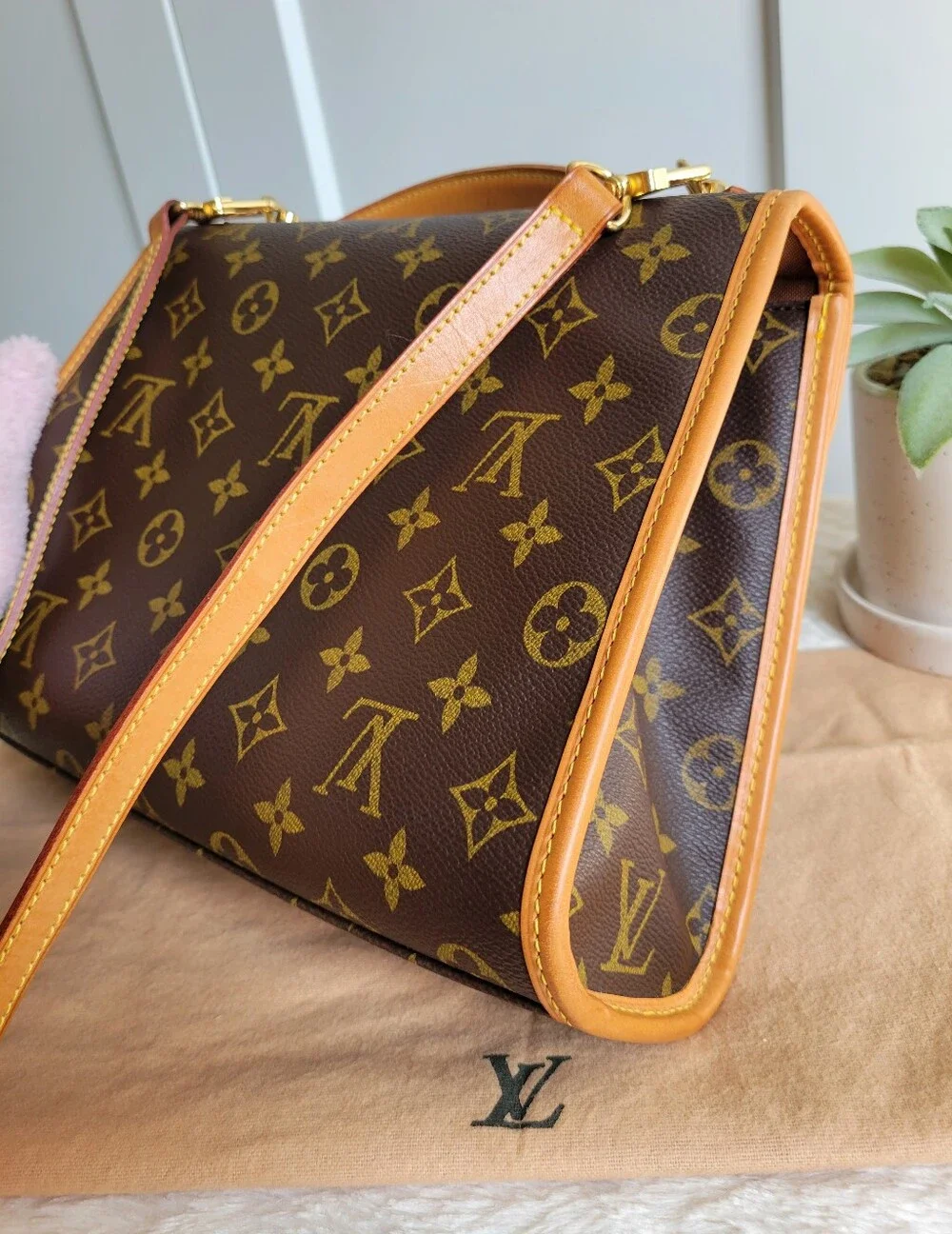 Louis Vuitton Crossbody Shoulder Bag BEL AIR Pm Monogram