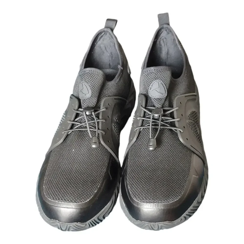 The Invincible Shoe csa laces brand