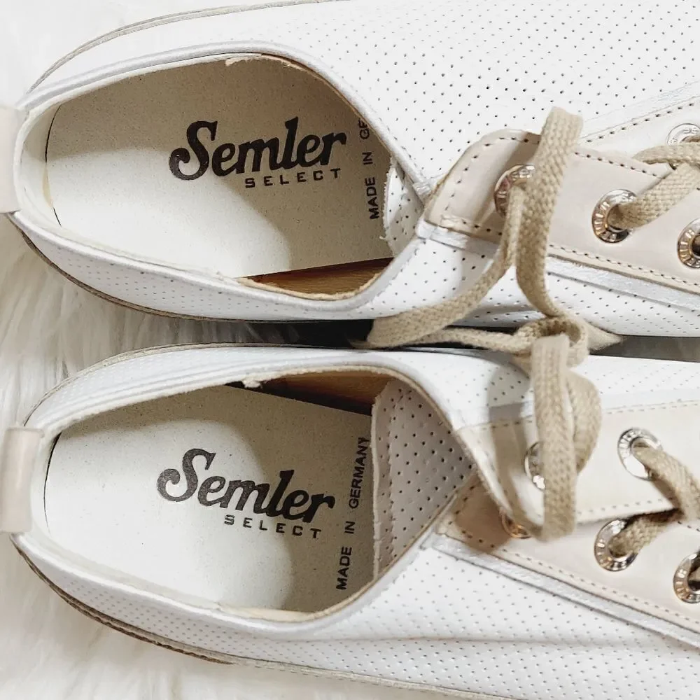 Semler white tan