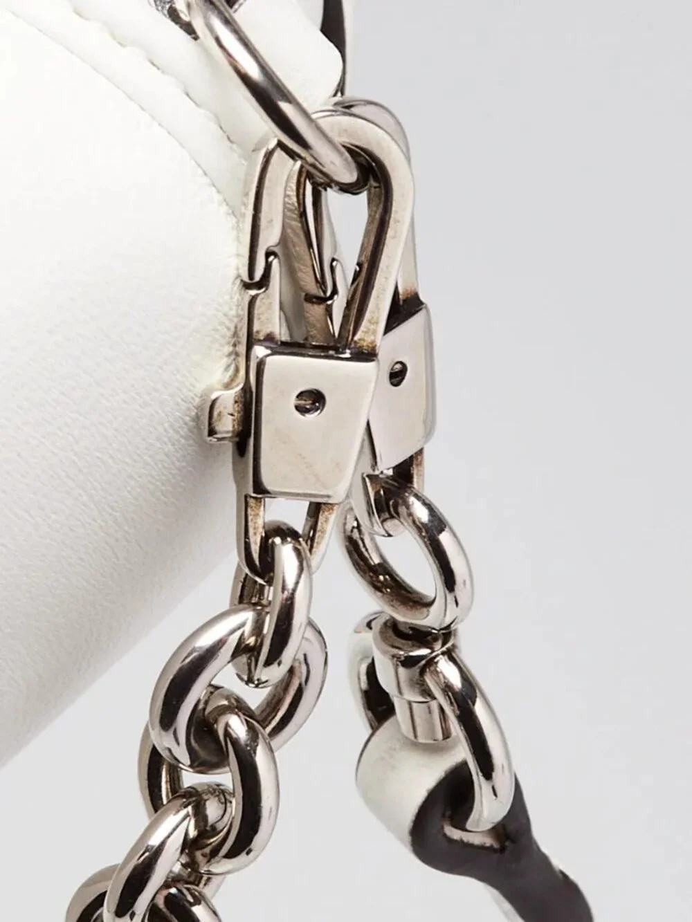 gucci white