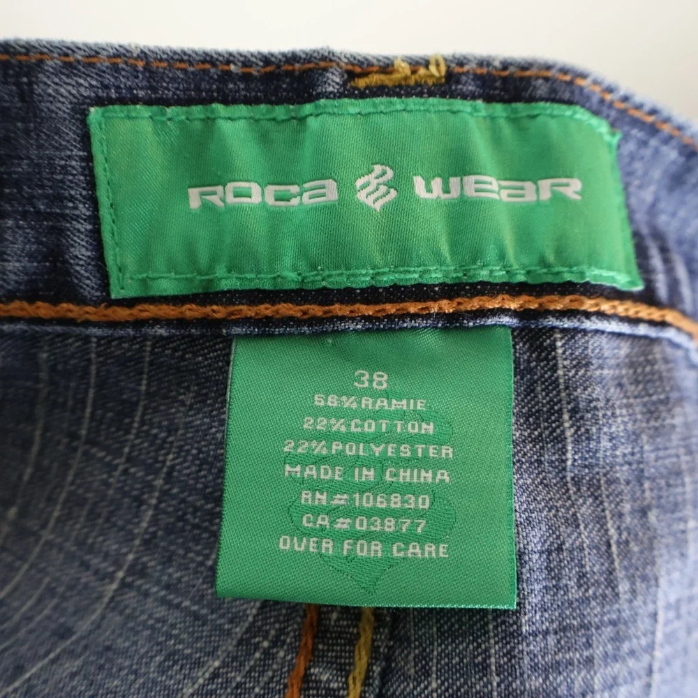 Vintage Y2K Rocawear Baggy Embroidered Jeans Size 38 Waist 38