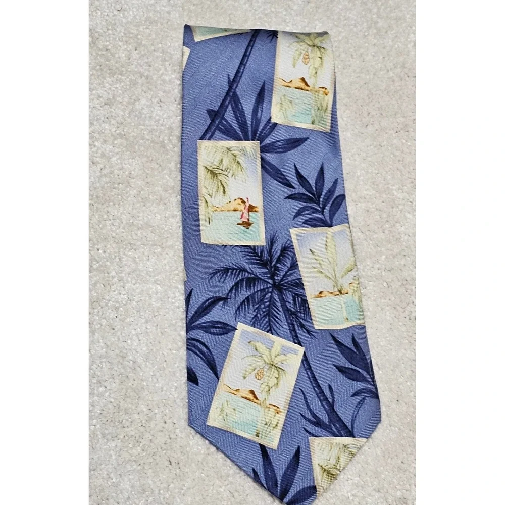 Tommy Bahama striking tommy