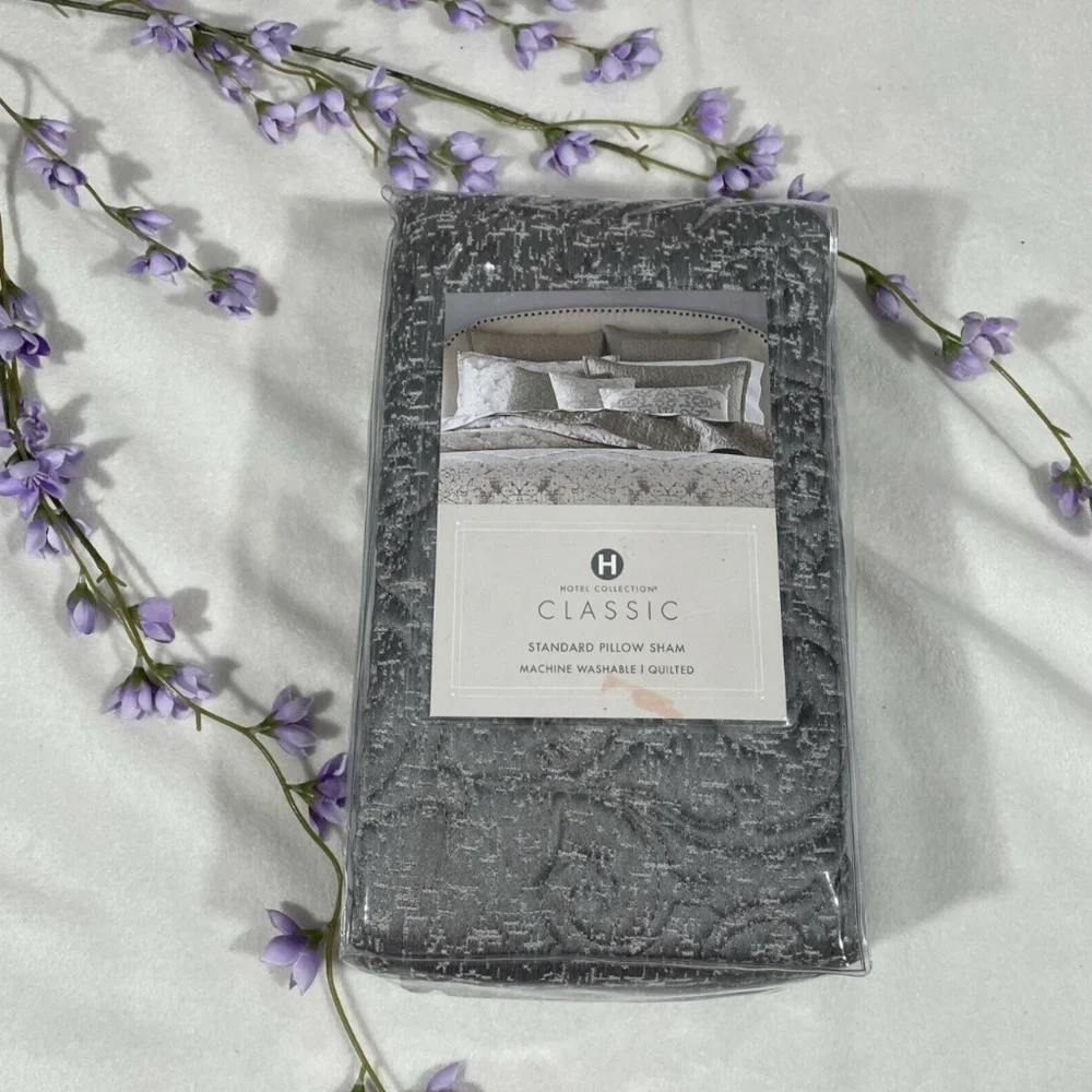 NIB [ 1 Standard ] Quilt Sham for Hotel Collection Classic‎ Embossed Jacquard