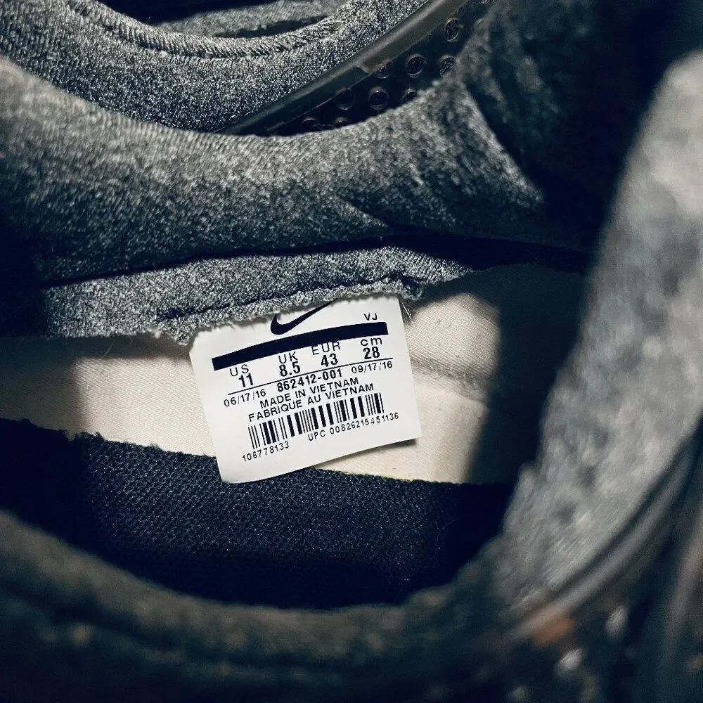 Nike sock dart