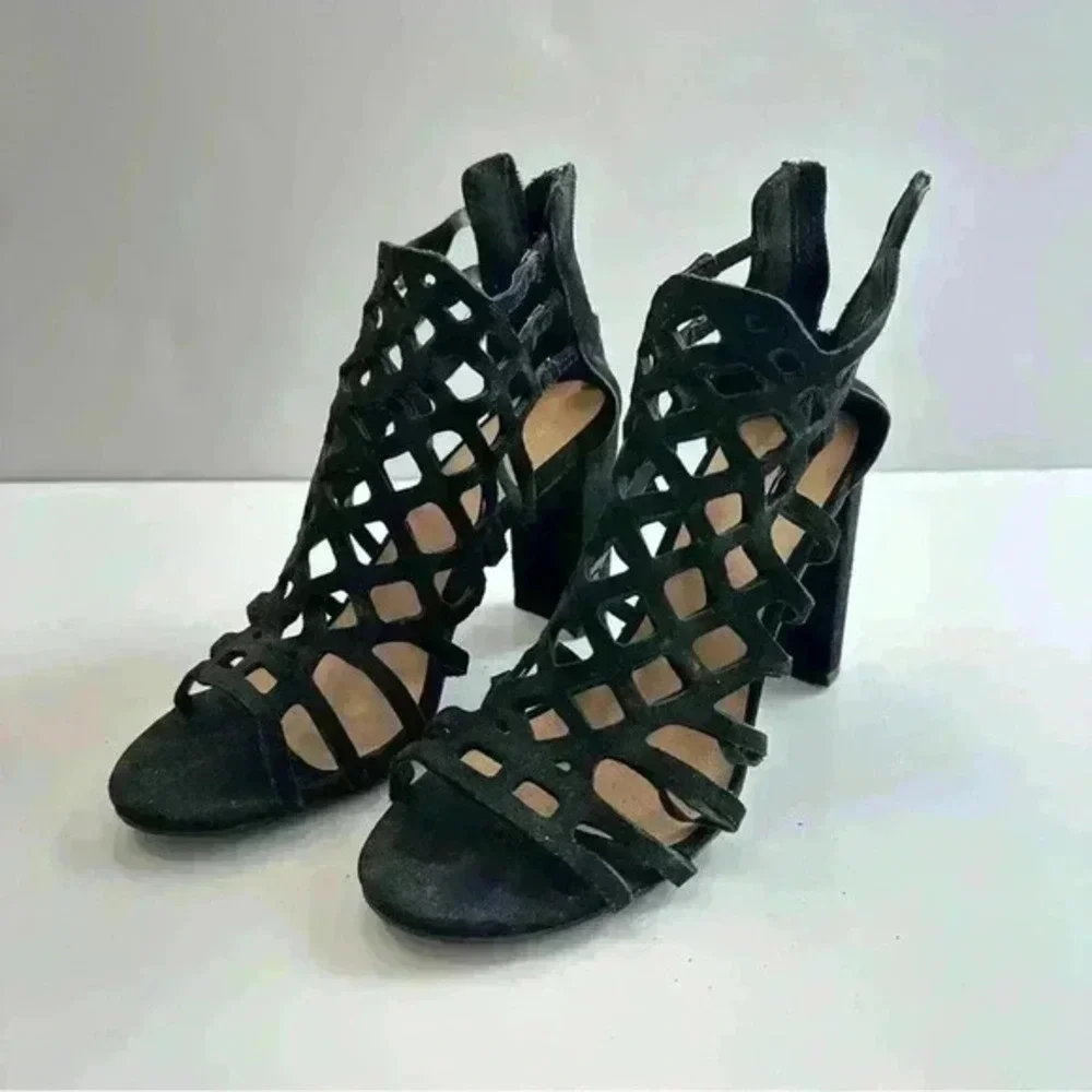 Material Girl Women’s Shoes Sandals Block Heels‎ Suede Black Size 6