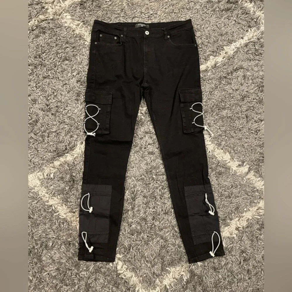 Serenede Mens Black Cargo Jeans Size 38-30