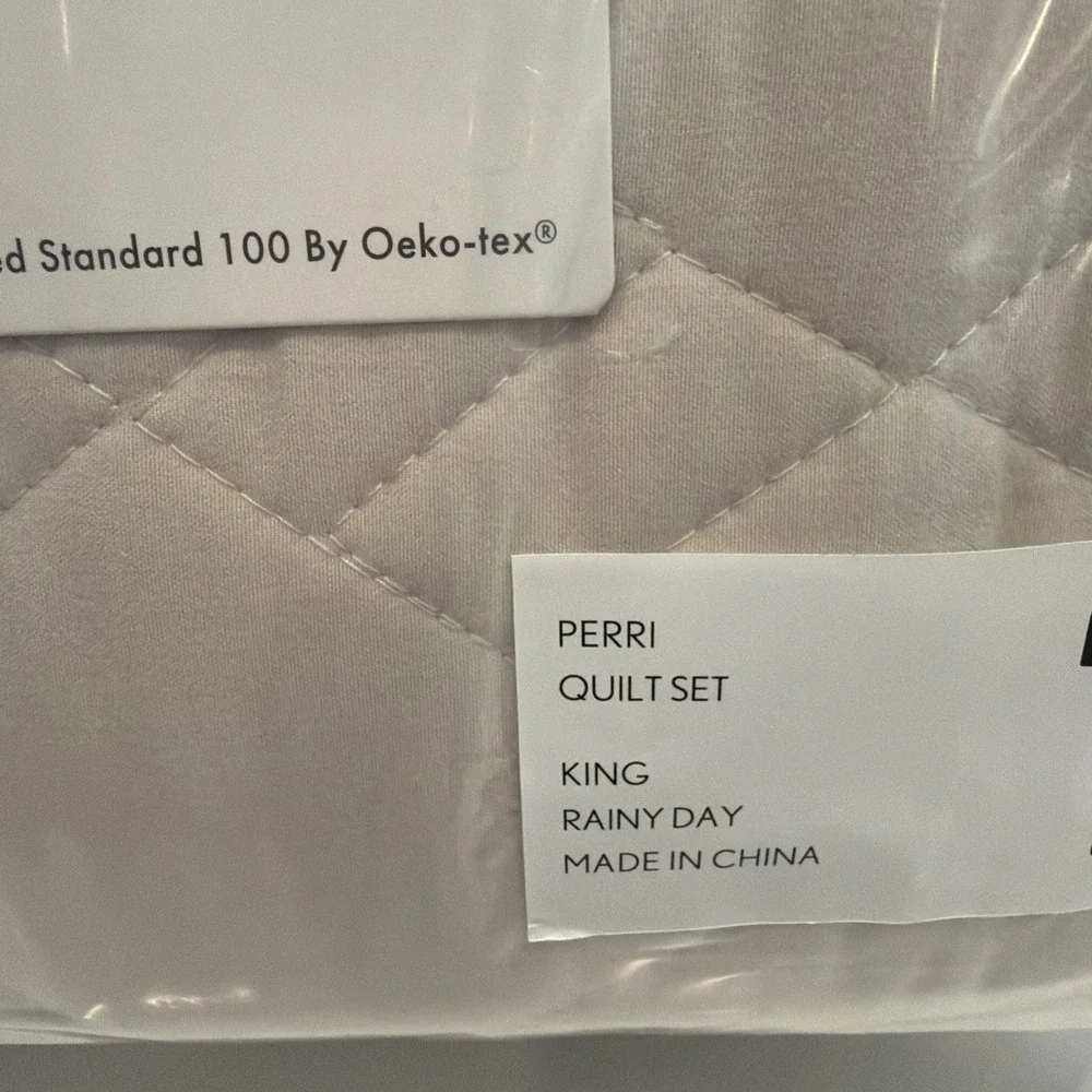 BearPaw KING size Ivory Beige Quilt w/ Shams 3 pc Set - New