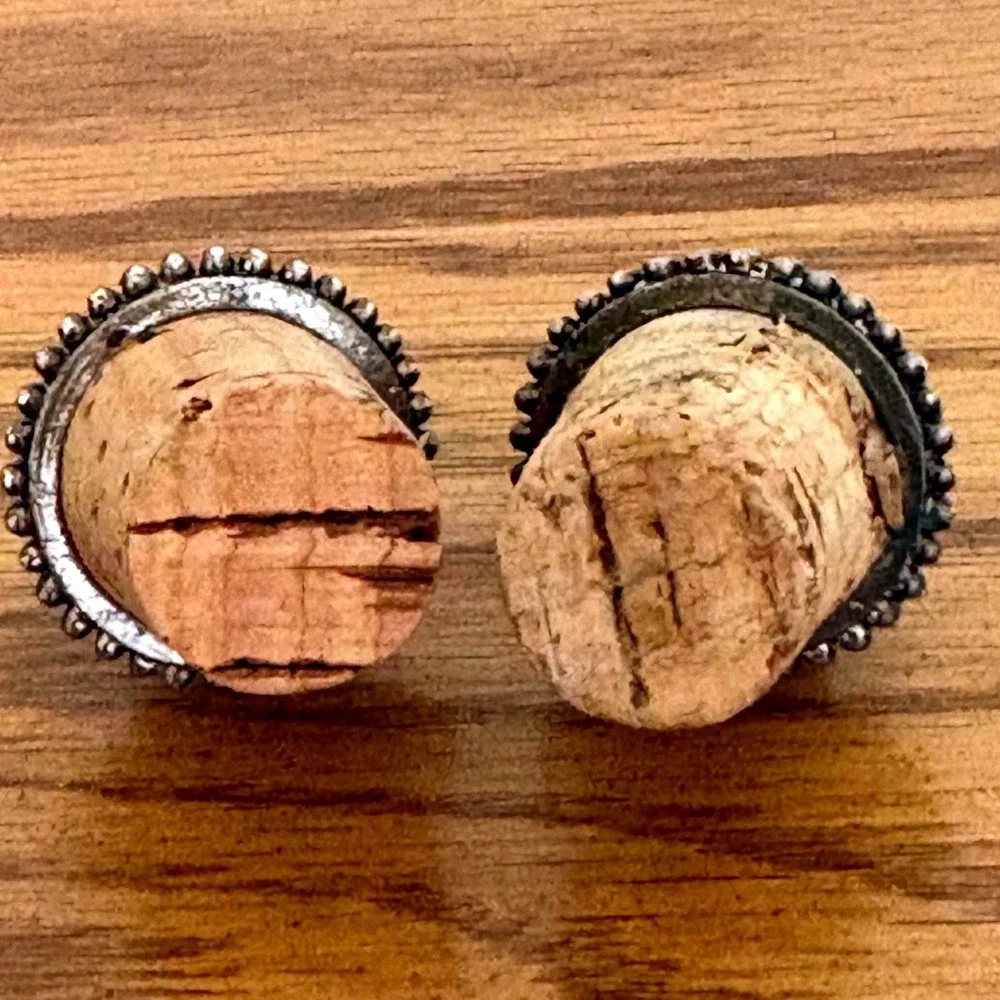 Unbranded pair vintage