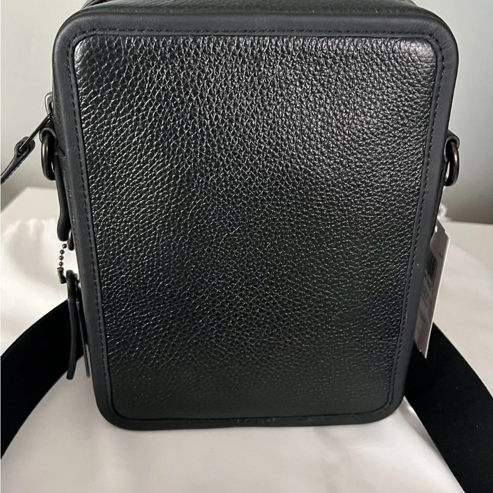 Coach elegant messenger