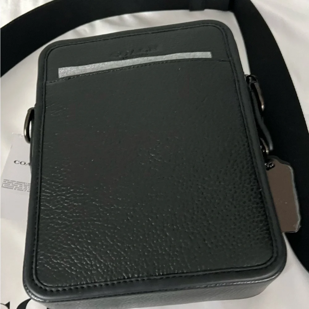 Coach elegant messenger
