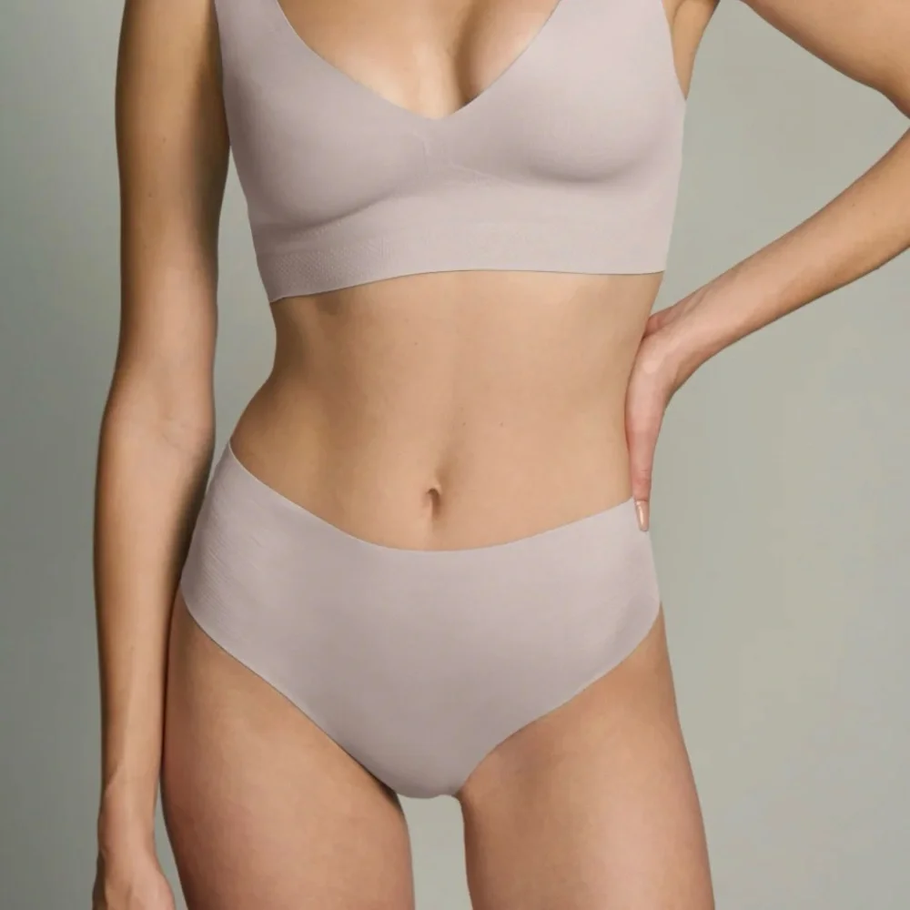EBY women’s raindrop