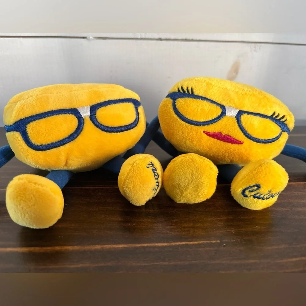 Culver’s GOLDIE and CURDIS small plush cheese curds promotional plush set of 2