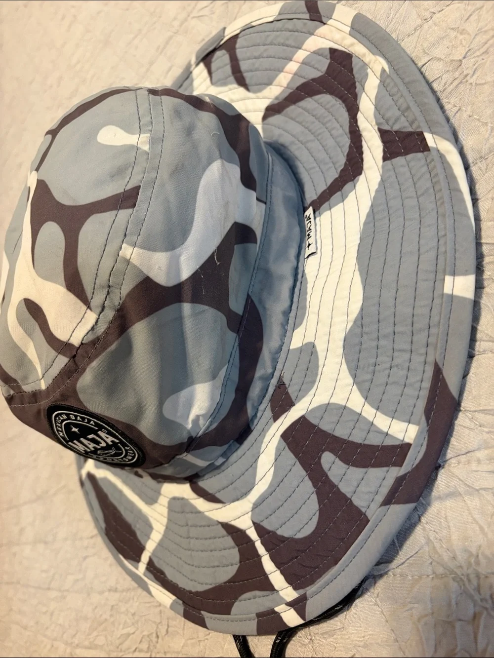 MAJA camo bucket