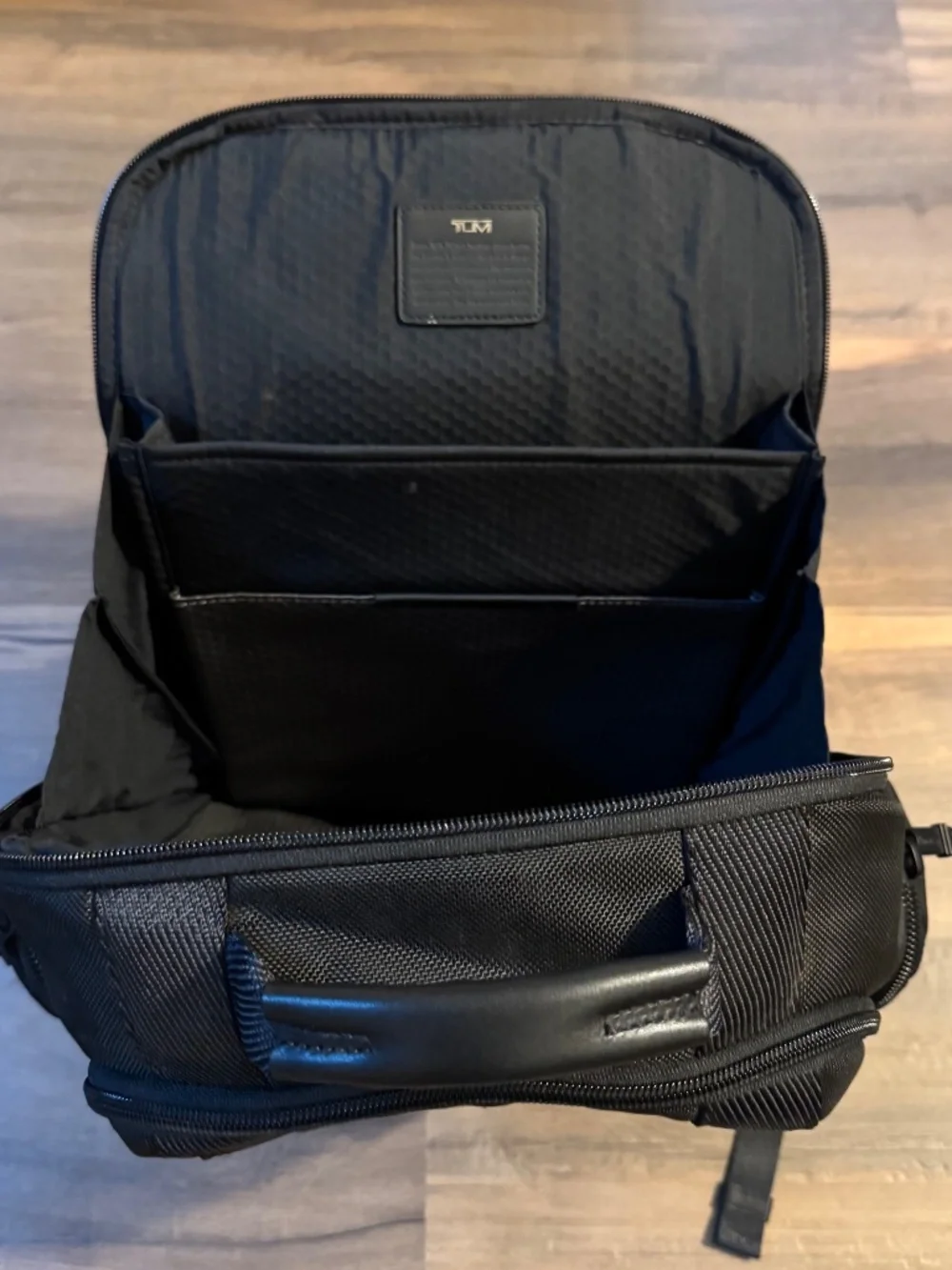 Tumi 